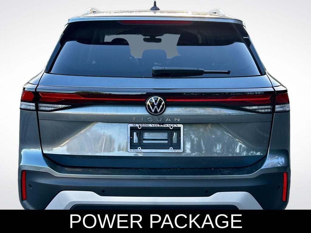 used 2025 Volkswagen Tiguan car, priced at $24,795
