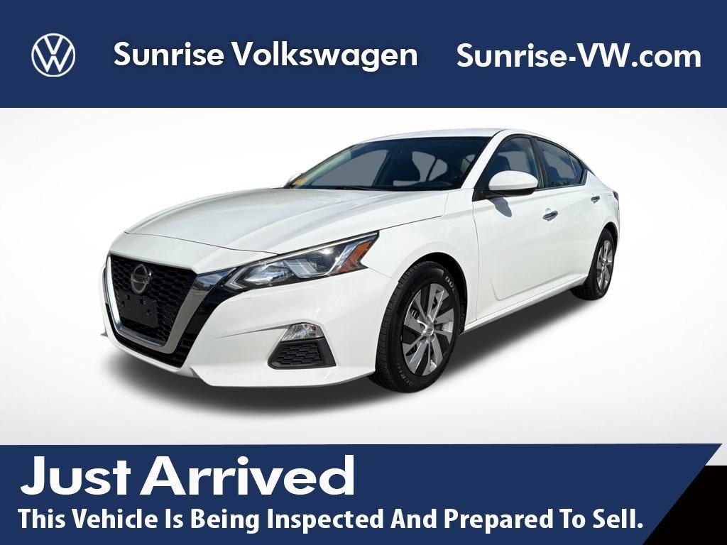 used 2020 Nissan Altima car, priced at $10,995