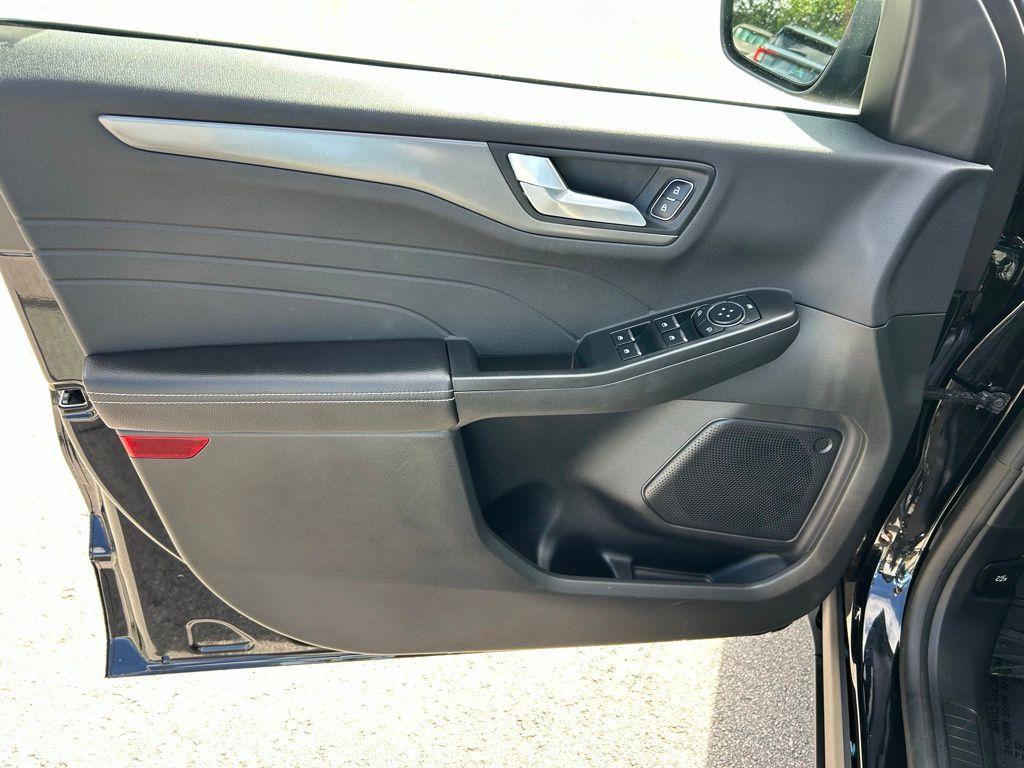 new 2023 Ford Escape car, priced at $29,995