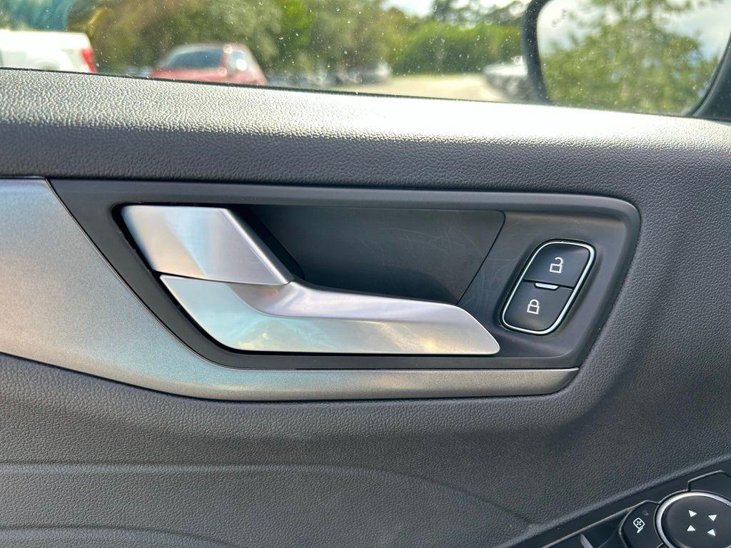 new 2023 Ford Escape car, priced at $29,995
