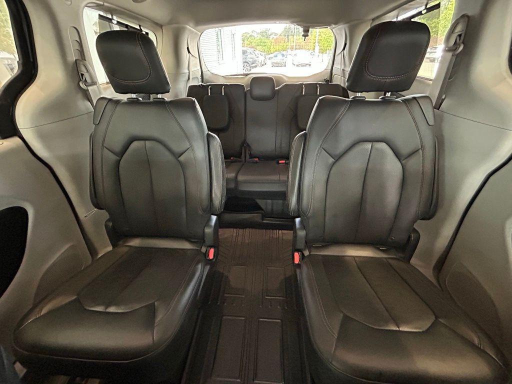 used 2020 Chrysler Pacifica car, priced at $18,995