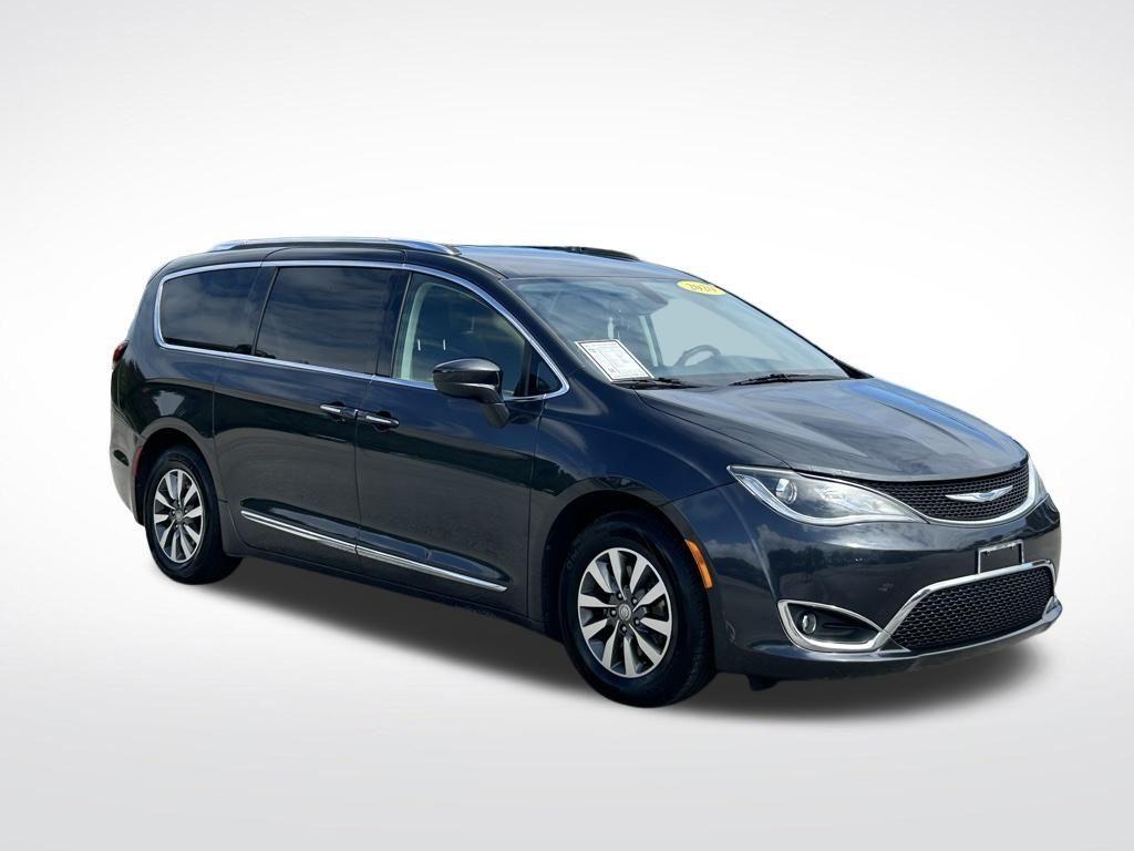 used 2020 Chrysler Pacifica car, priced at $18,995