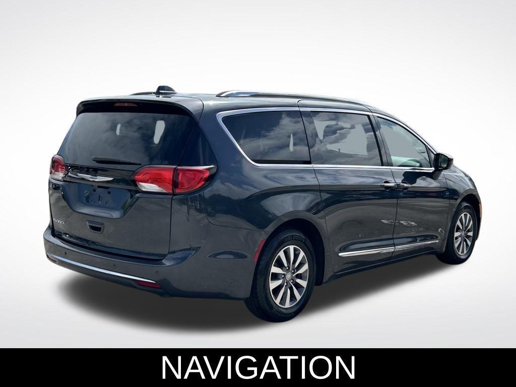 used 2020 Chrysler Pacifica car, priced at $18,995