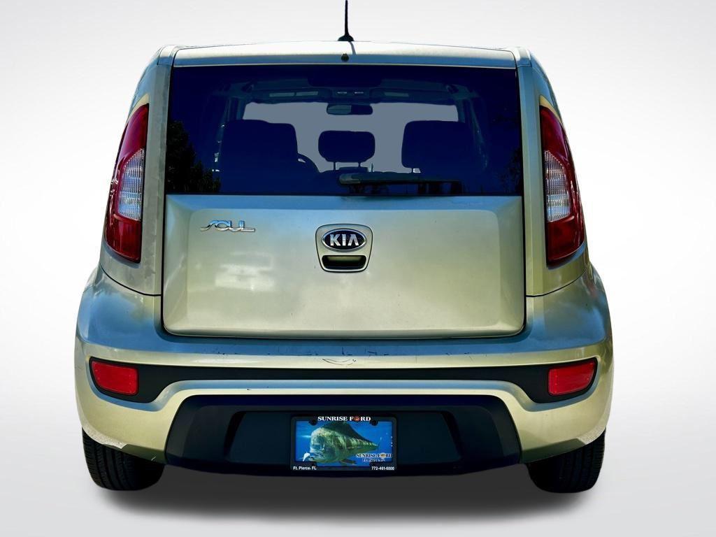 used 2013 Kia Soul car, priced at $3,137