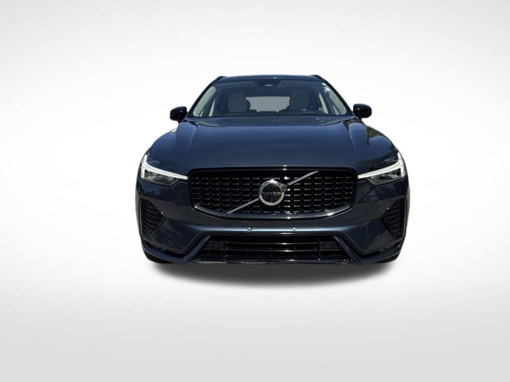 used 2023 Volvo XC60 car, priced at $34,497