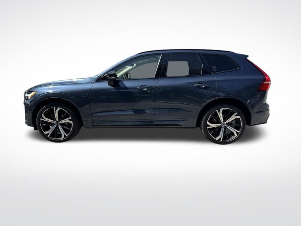 used 2023 Volvo XC60 car, priced at $34,497