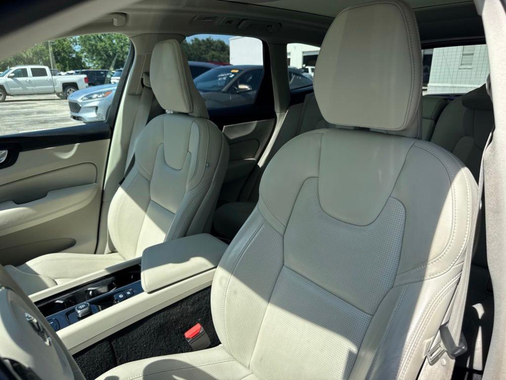 used 2023 Volvo XC60 car, priced at $34,497