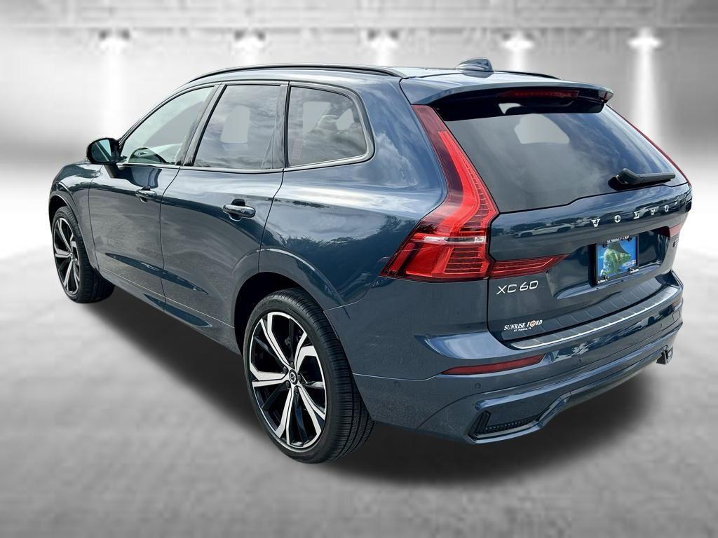 used 2023 Volvo XC60 car, priced at $32,997