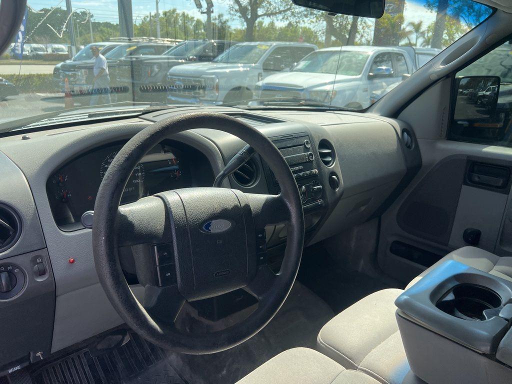 used 2005 Ford F-150 car, priced at $3,999