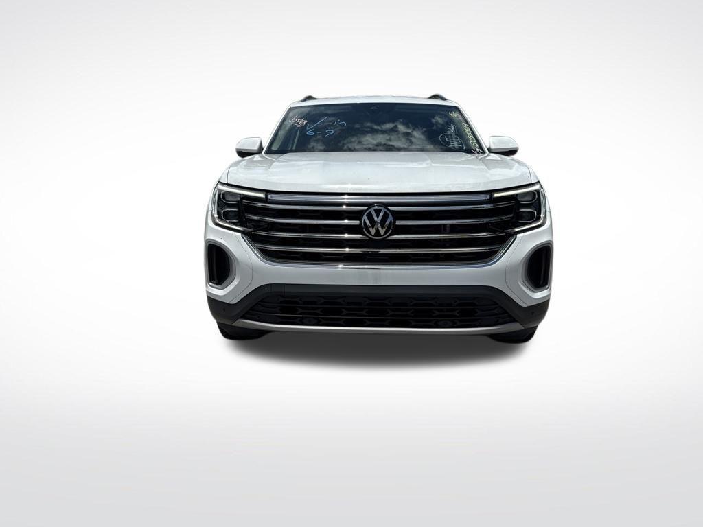 used 2025 Volkswagen Atlas car, priced at $28,542