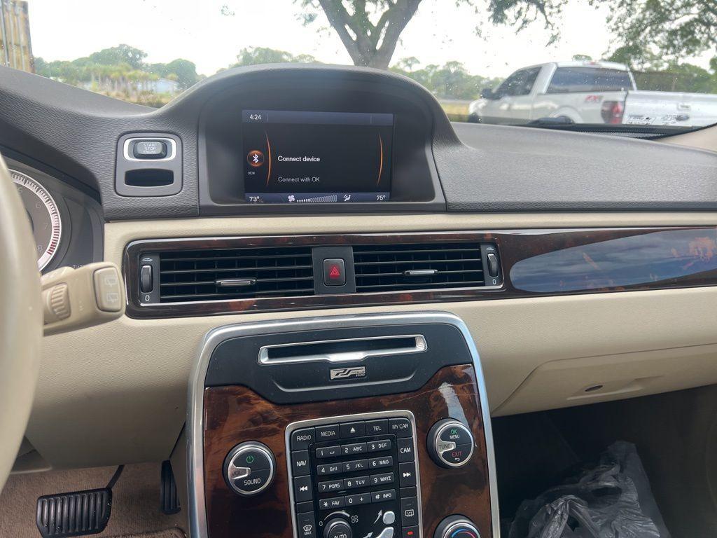 used 2012 Volvo XC70 car, priced at $3,999