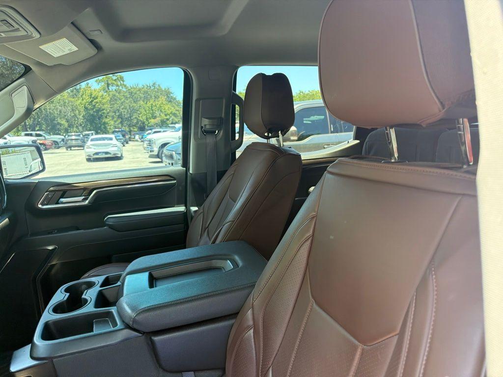 used 2024 Chevrolet Silverado 1500 car, priced at $38,219