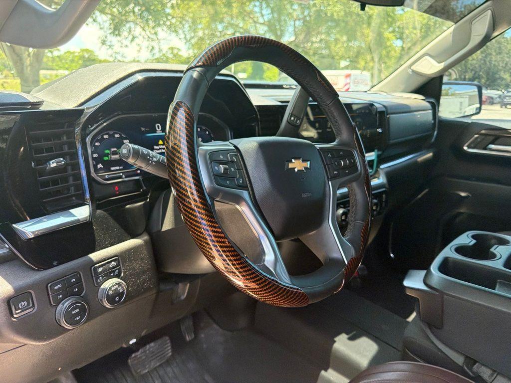 used 2024 Chevrolet Silverado 1500 car, priced at $38,219