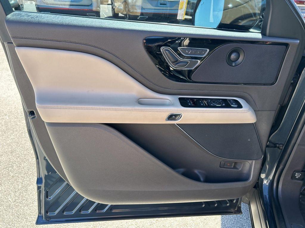 used 2022 Lincoln Aviator car, priced at $32,998