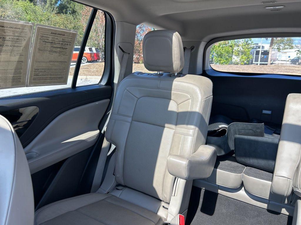used 2022 Lincoln Aviator car, priced at $32,998