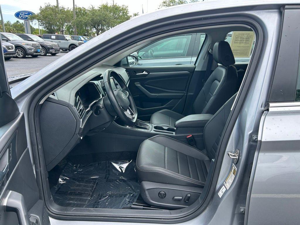 used 2023 Volkswagen Jetta car, priced at $19,497
