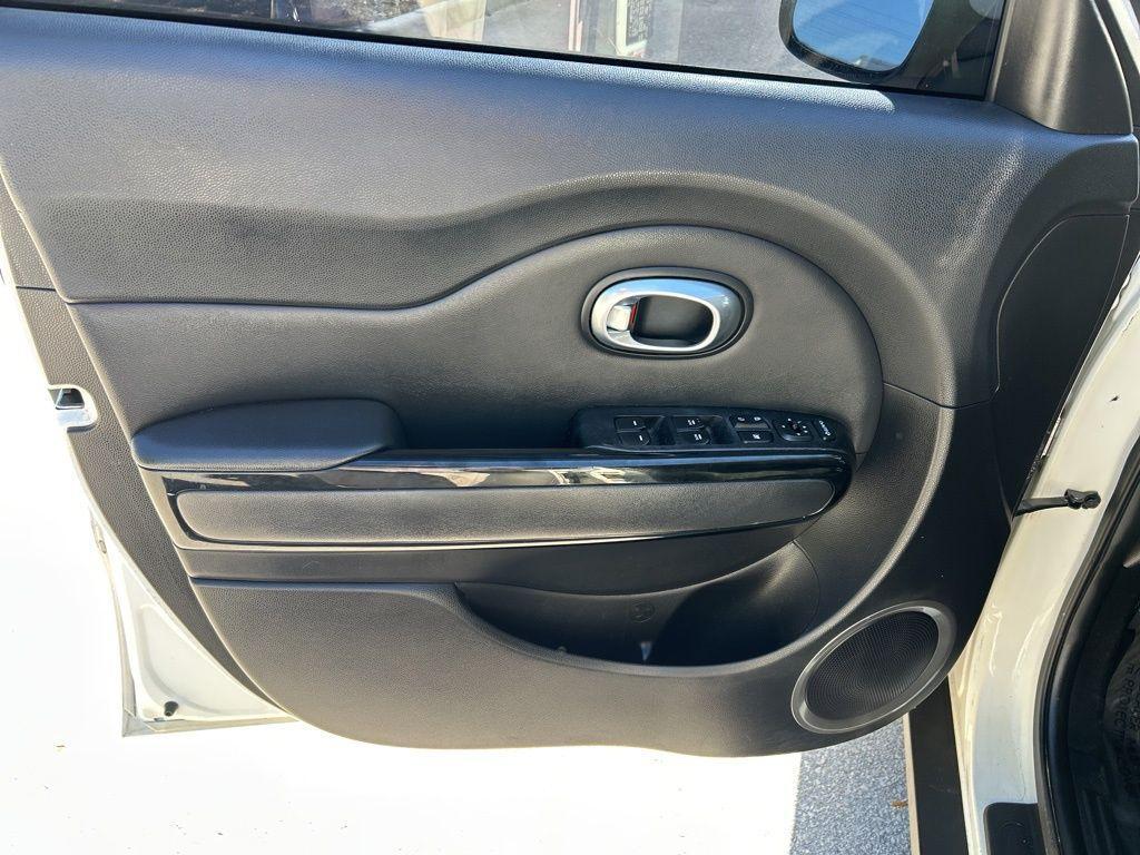 used 2014 Kia Soul car, priced at $7,799