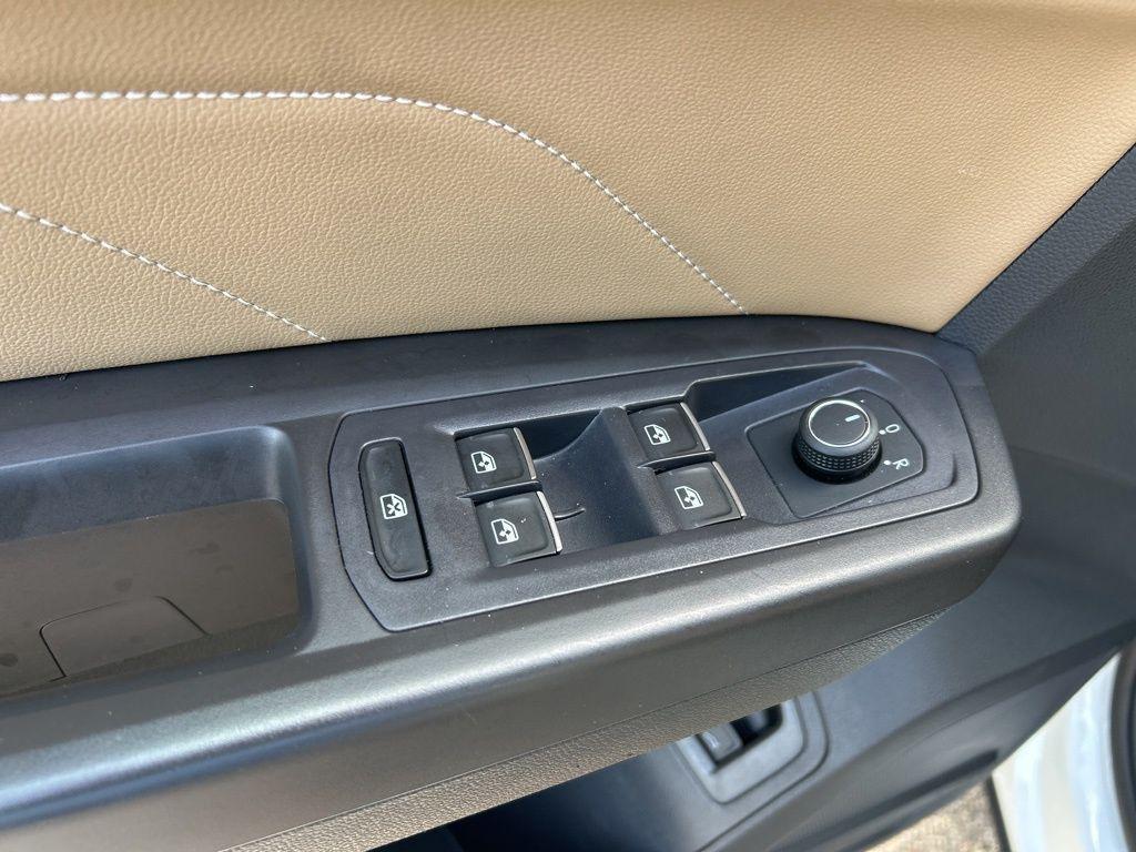 used 2022 Volkswagen Atlas Cross Sport car, priced at $23,095