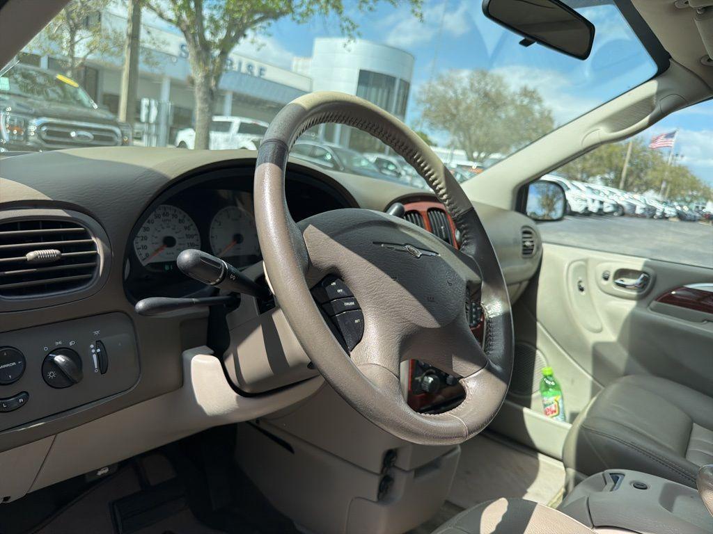 used 2006 Chrysler Town & Country car, priced at $2,999