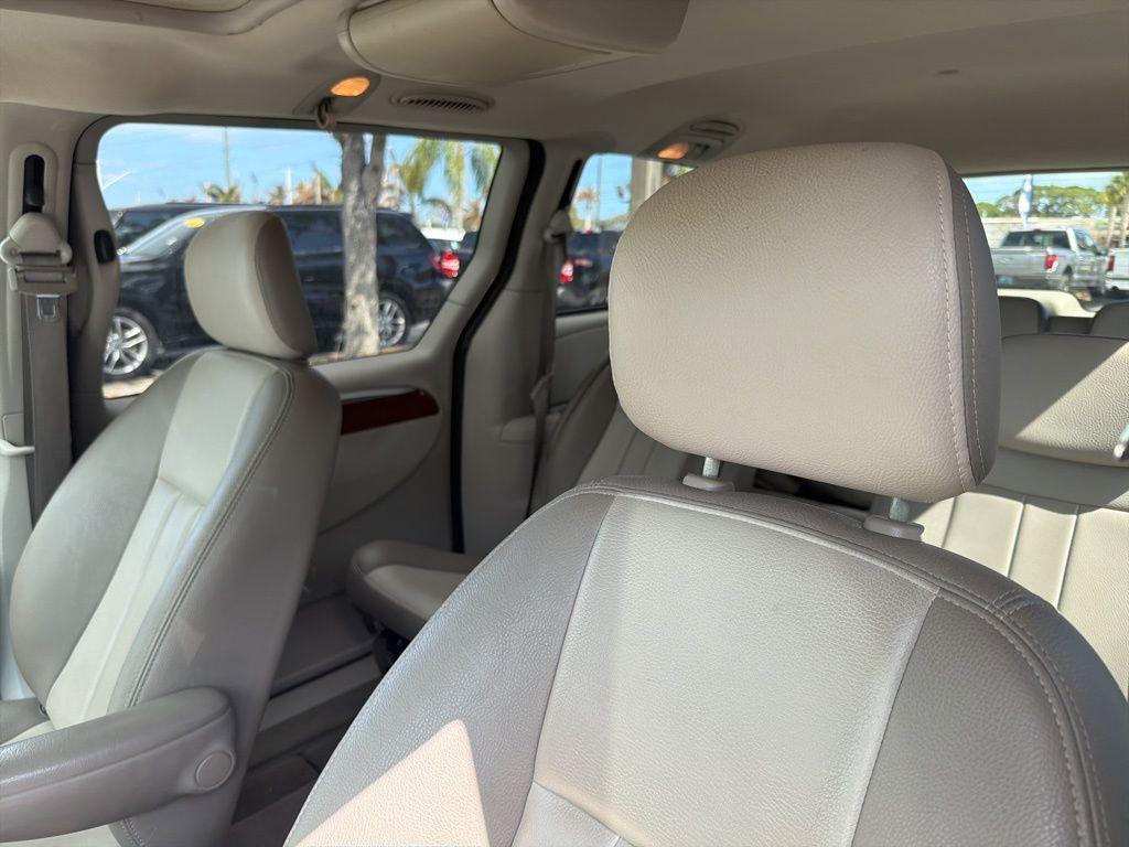 used 2006 Chrysler Town & Country car, priced at $2,999