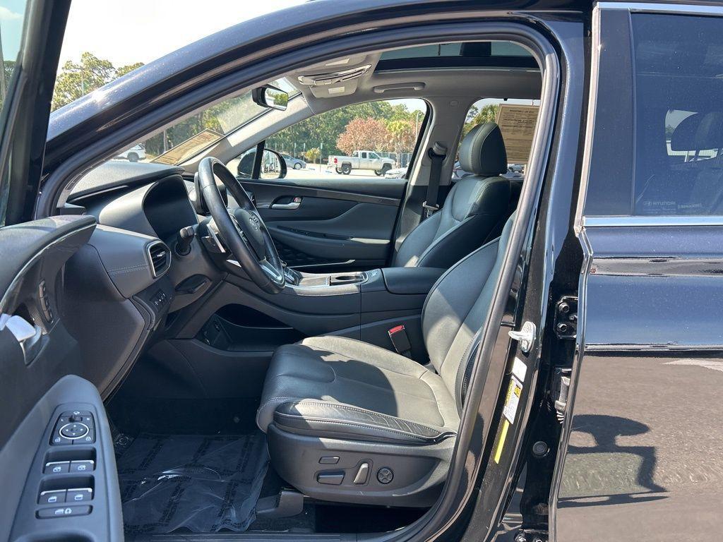 used 2022 Hyundai Santa Fe car, priced at $23,998