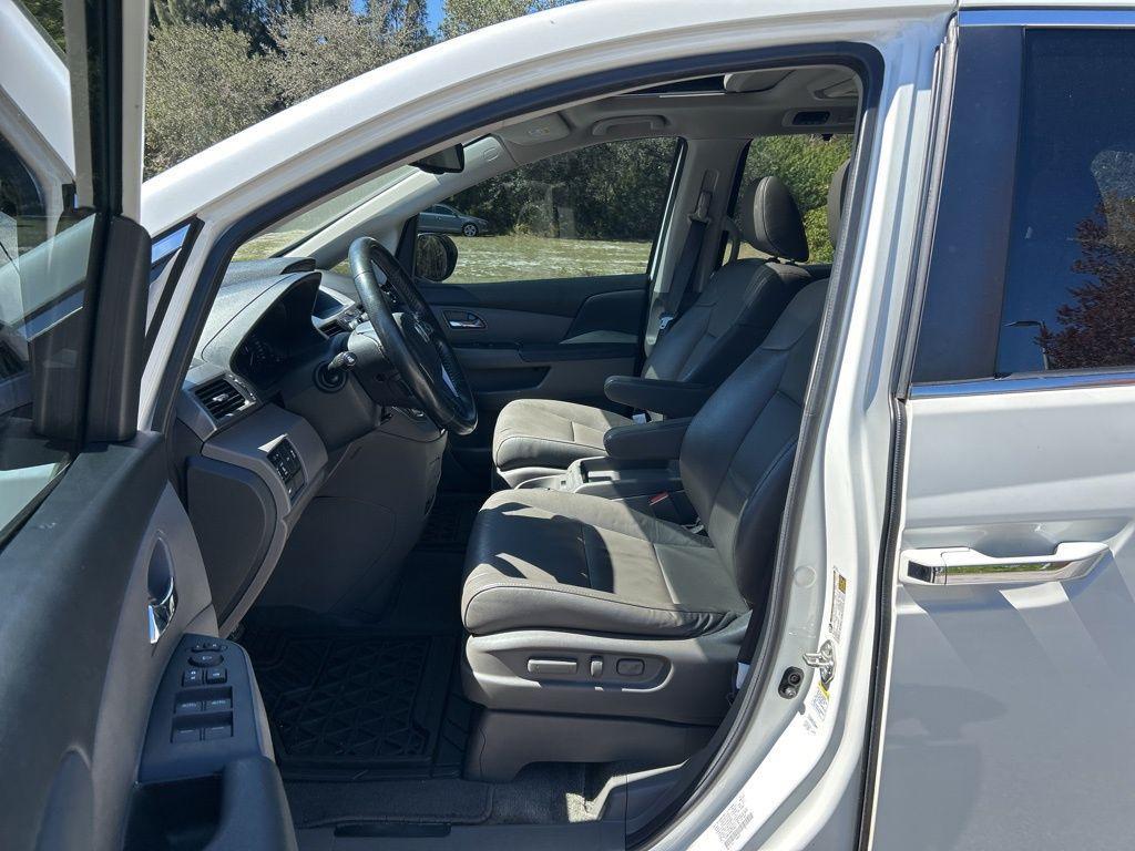 used 2016 Honda Odyssey car, priced at $12,395