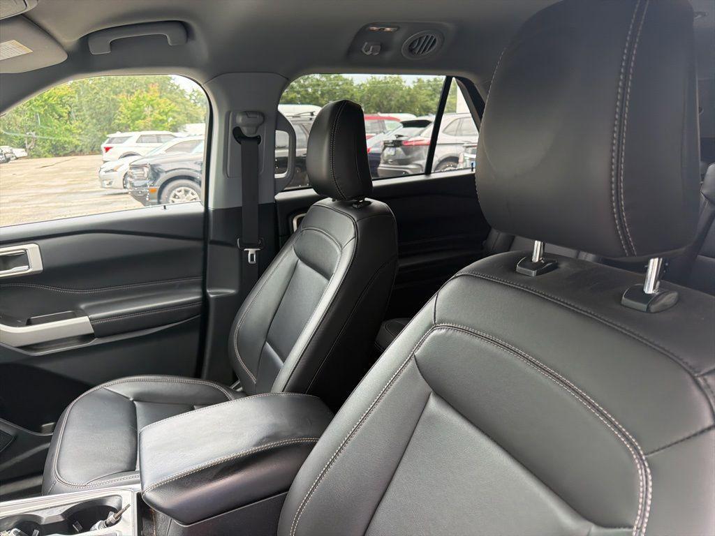 used 2024 Ford Explorer car, priced at $31,982