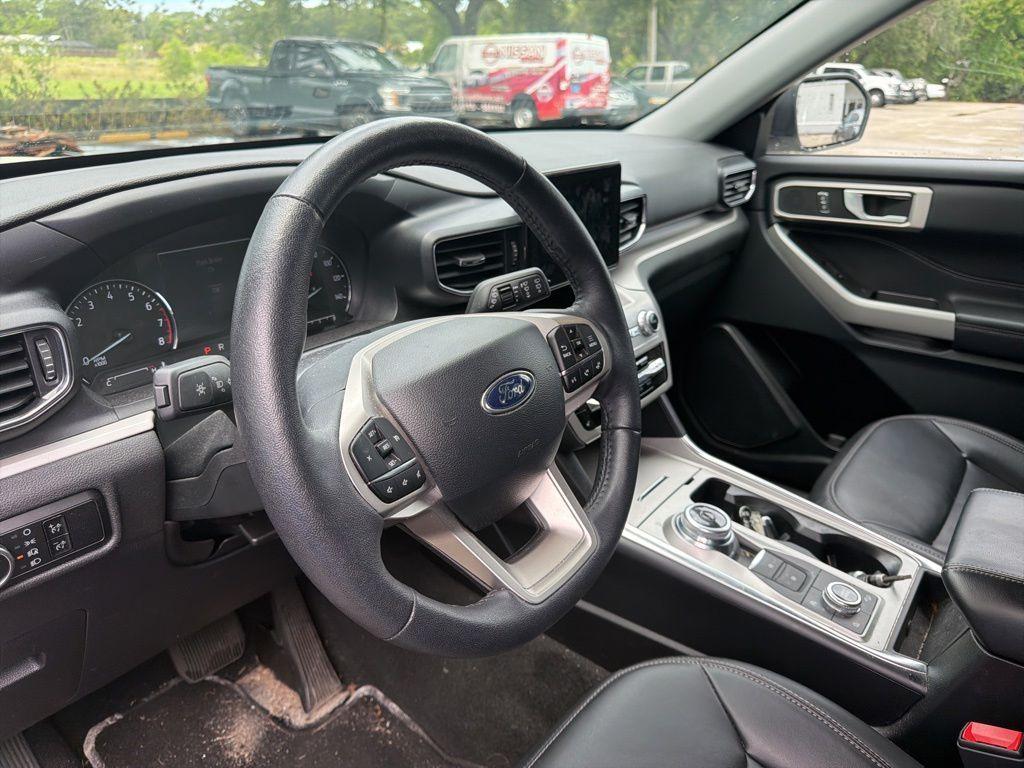 used 2024 Ford Explorer car, priced at $31,982