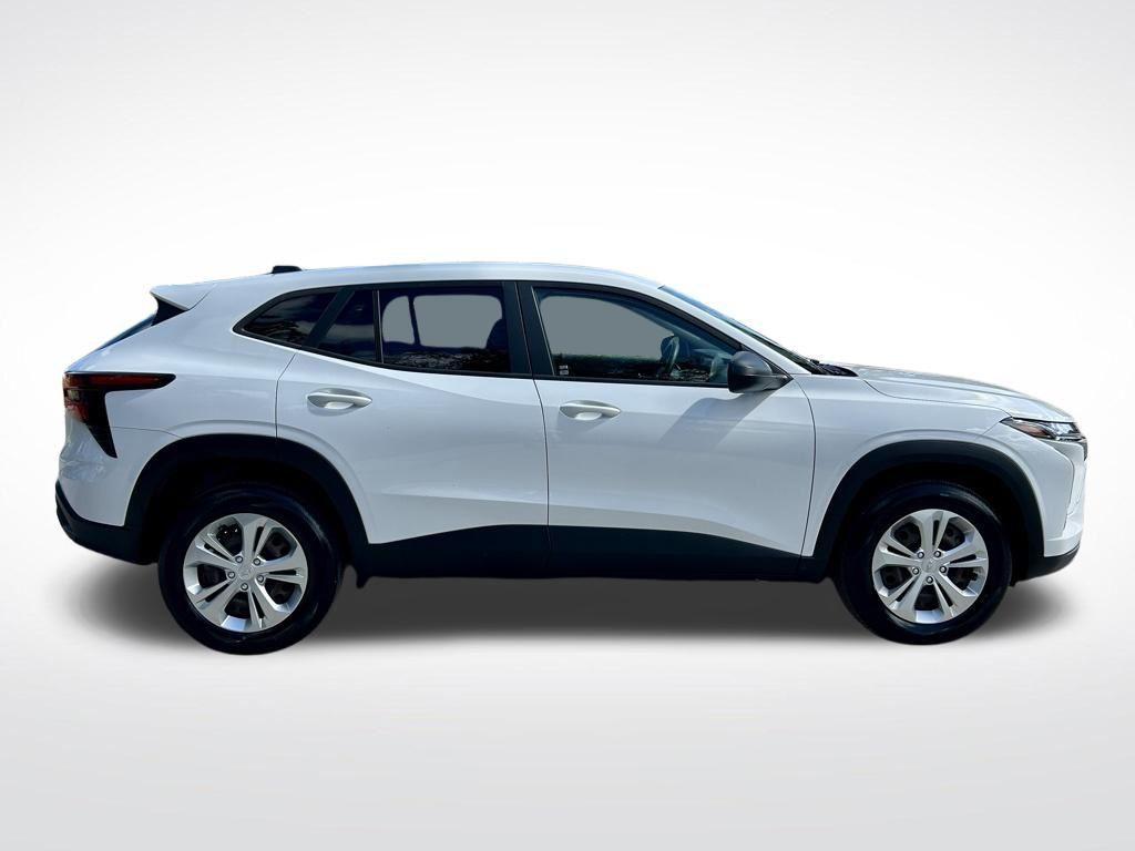 used 2024 Chevrolet Trax car, priced at $18,797