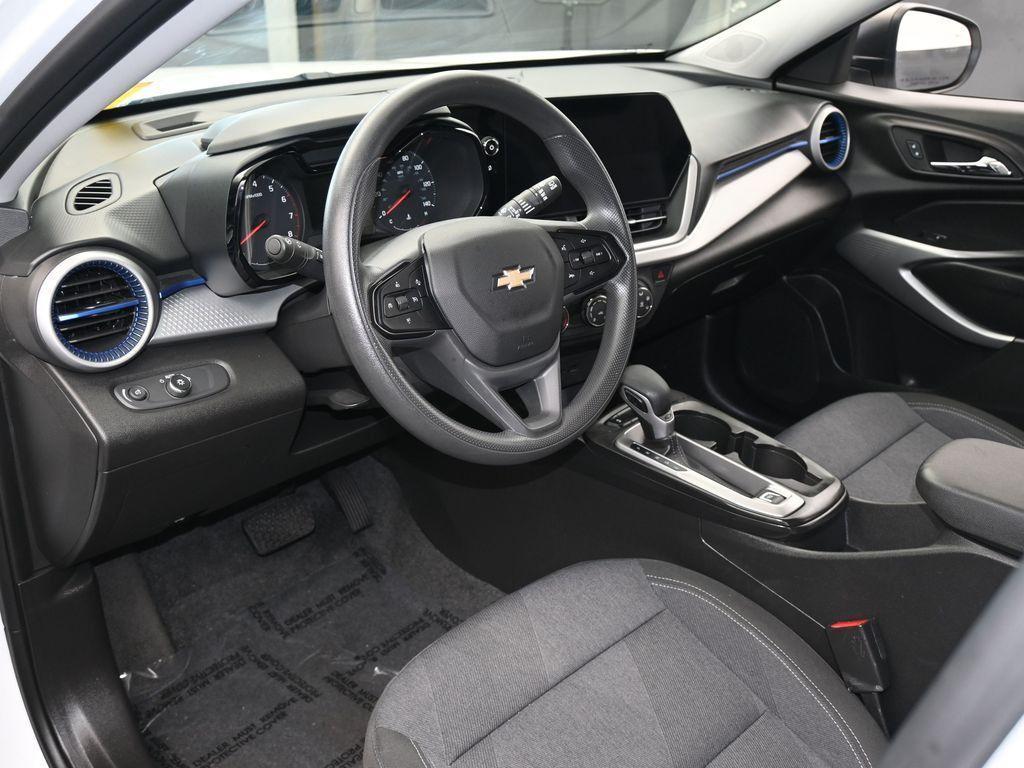 used 2024 Chevrolet Trax car, priced at $19,997