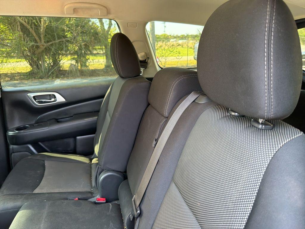 used 2020 Nissan Pathfinder car, priced at $13,497