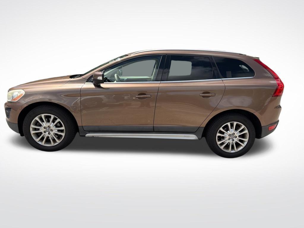 used 2010 Volvo XC60 car, priced at $6,982