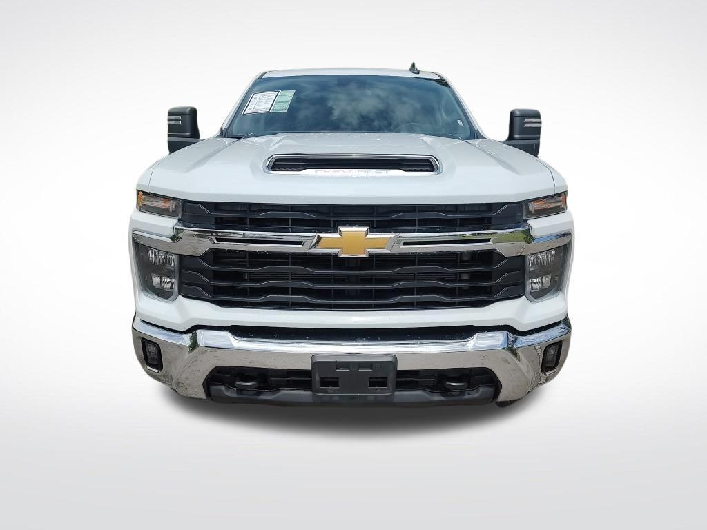 used 2025 Chevrolet Silverado 2500 car, priced at $49,283