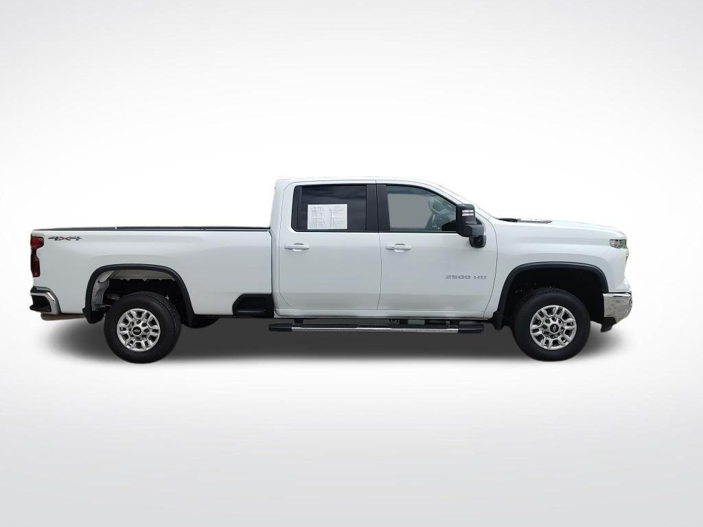 used 2025 Chevrolet Silverado 2500 car, priced at $49,283