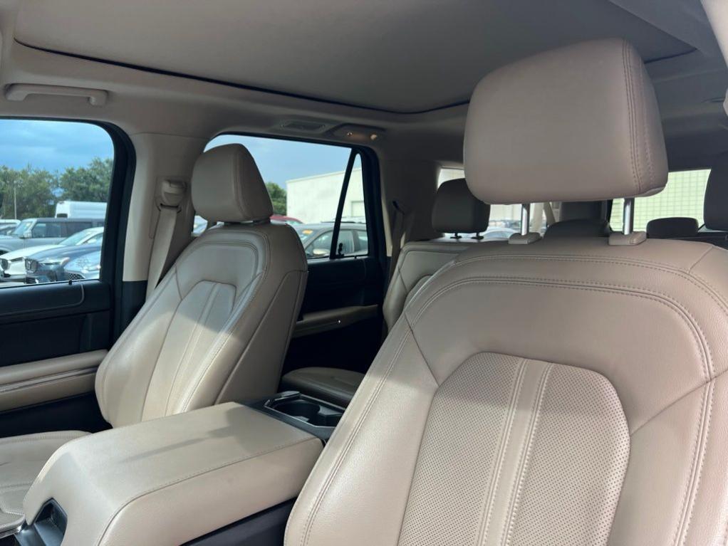 used 2022 Ford Expedition Max car, priced at $48,698