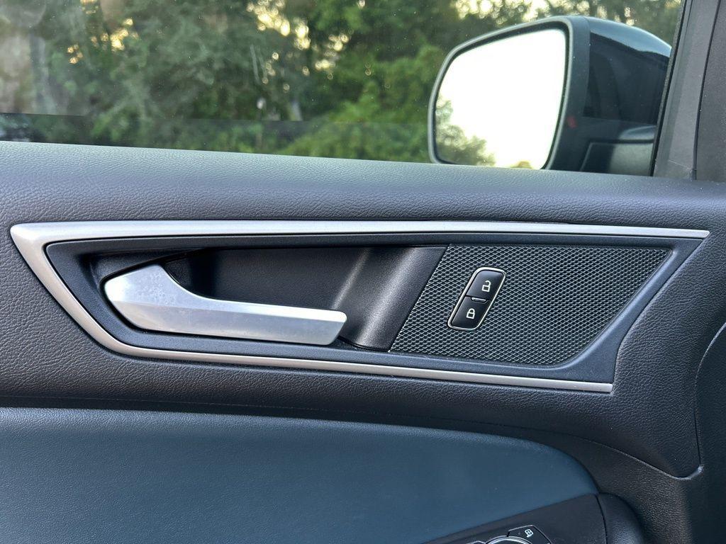 used 2023 Ford Edge car, priced at $22,198