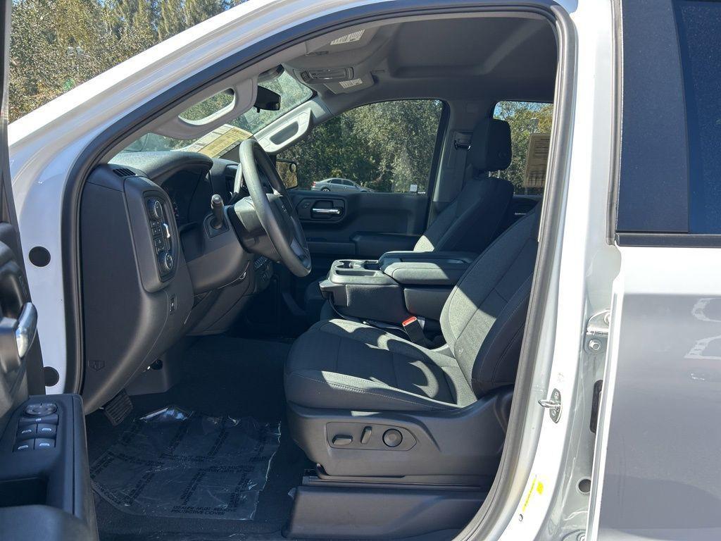 used 2024 Chevrolet Silverado 1500 car, priced at $45,497