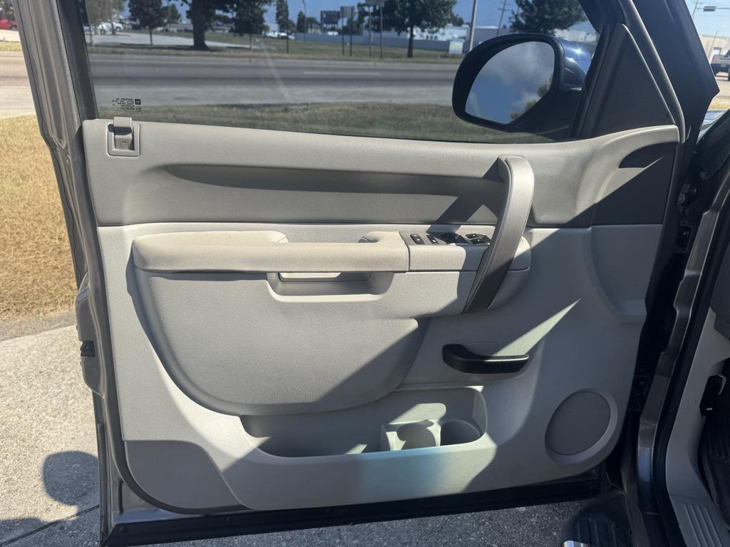 used 2013 Chevrolet Silverado 1500 car, priced at $17,300