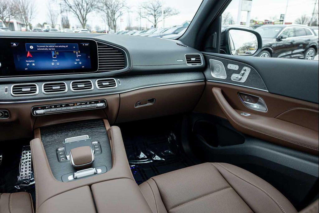 new 2026 Mercedes-Benz GLS 450 car, priced at $92,635