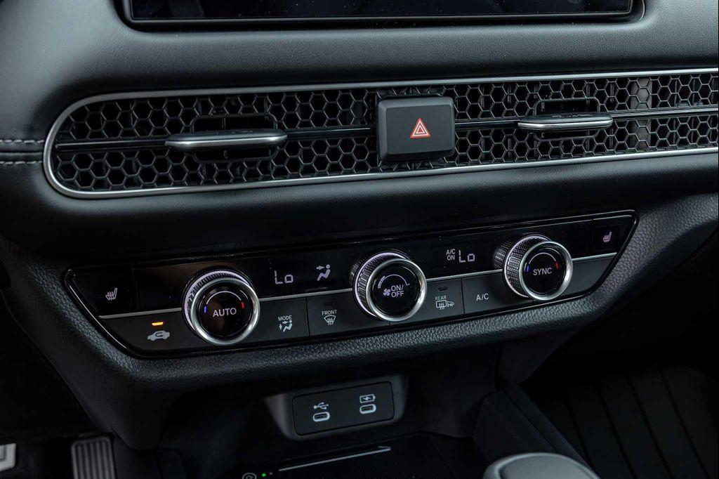 new 2026 Honda HR-V car, priced at $32,455