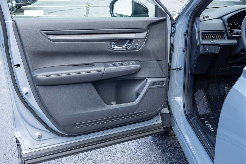 new 2026 Honda CR-V Hybrid car, priced at $40,130