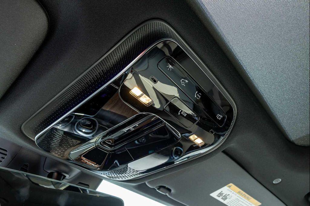 new 2025 Mercedes-Benz GLC 300 car, priced at $51,476