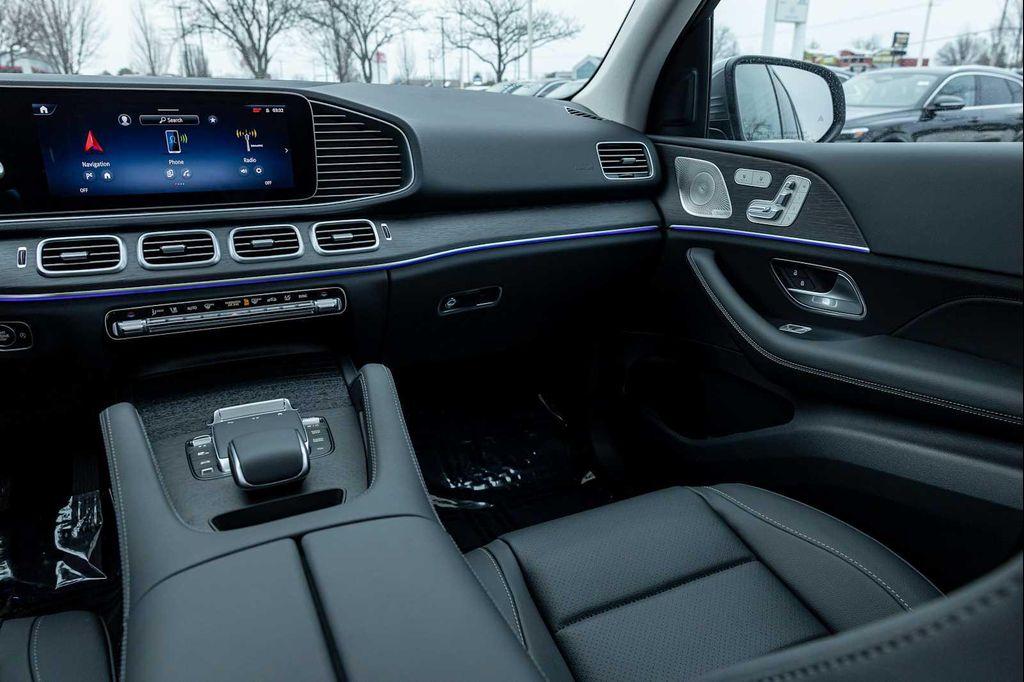 new 2026 Mercedes-Benz GLE 450 car, priced at $78,245