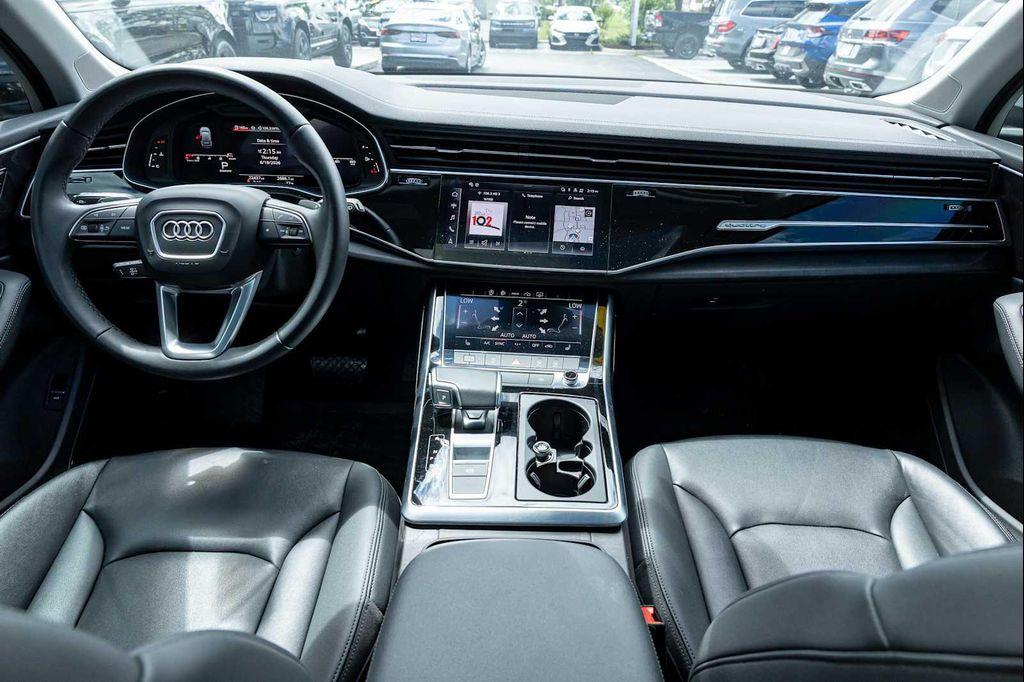 used 2024 Audi Q7 car, priced at $41,500