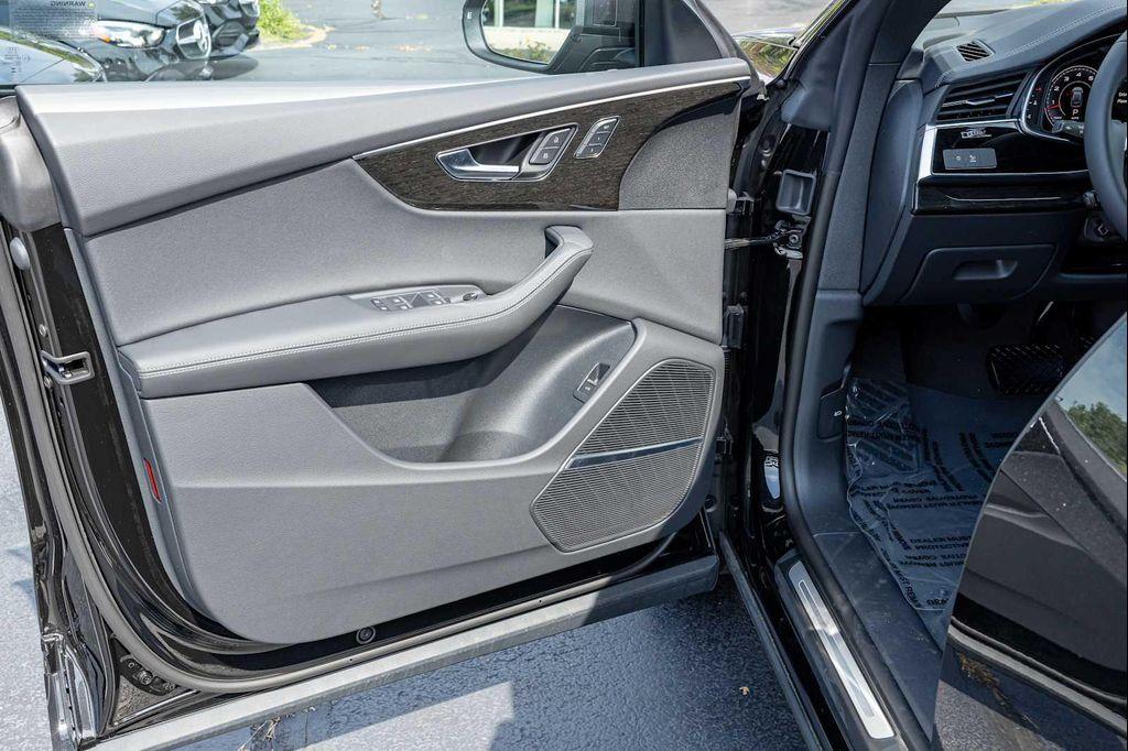 new 2025 Audi Q8 car, priced at $76,100