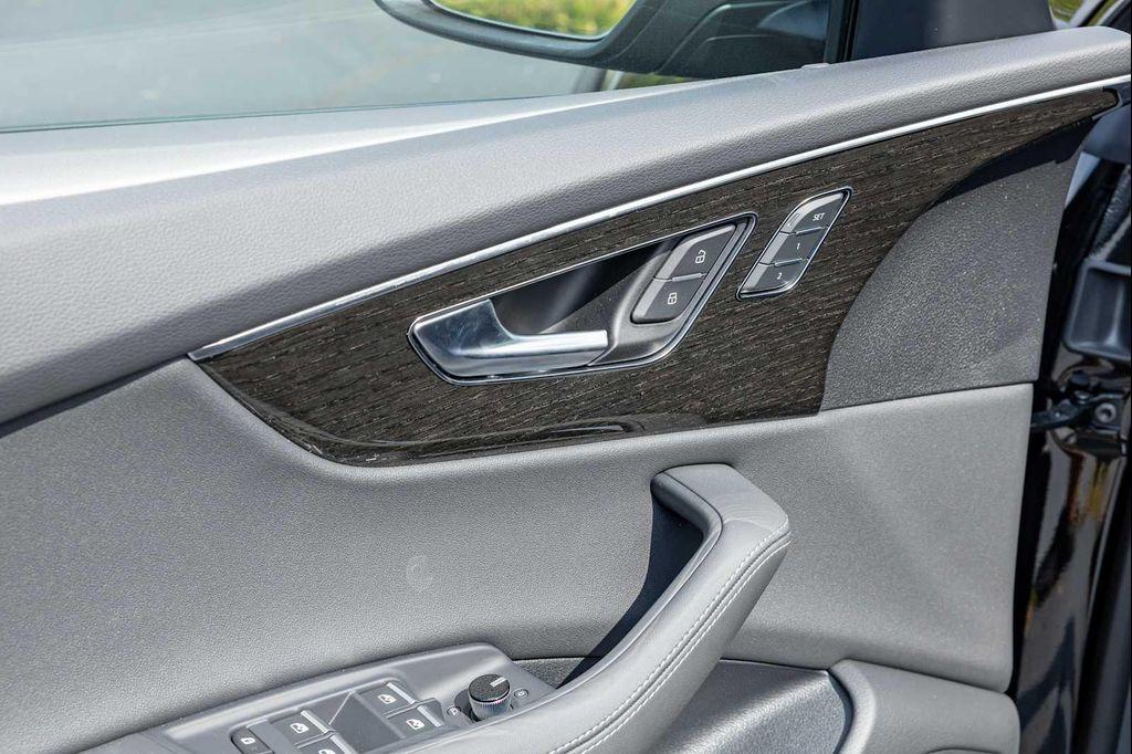 new 2025 Audi Q8 car, priced at $76,100