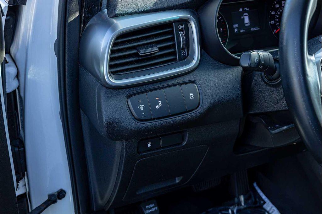 used 2020 Kia Sorento car, priced at $15,500