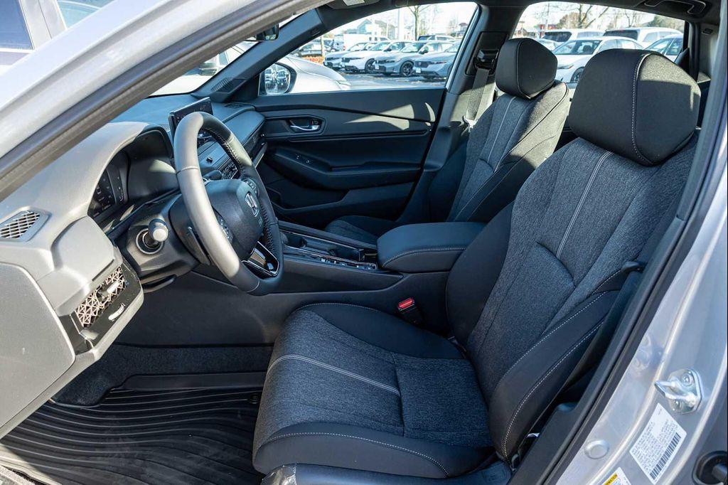 new 2025 Honda Accord Hybrid car, priced at $33,550