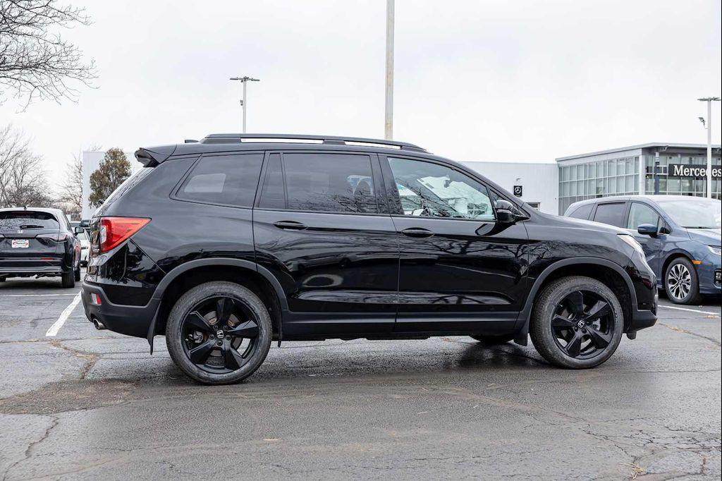 used 2021 Honda Passport car, priced at $28,900
