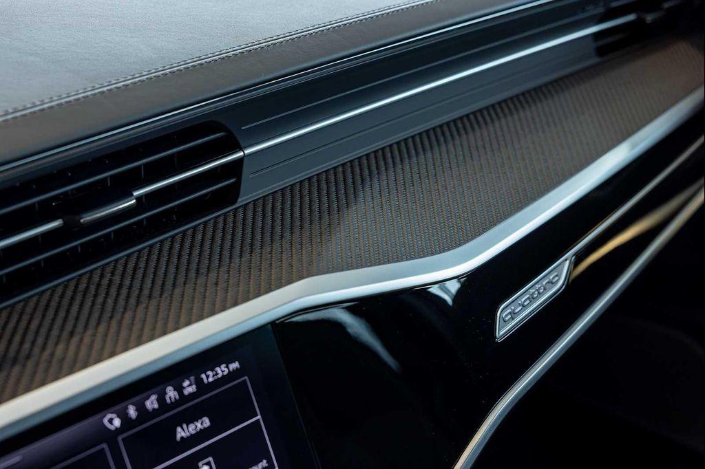 new 2025 Audi RS 6 Avant car, priced at $141,300